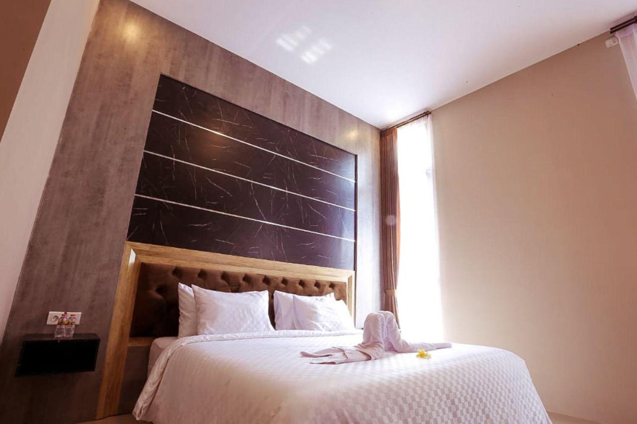 Giri Palma Hotel 4*