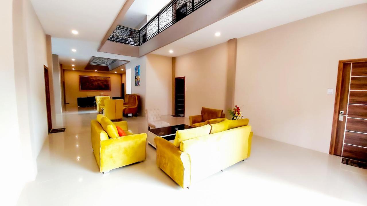 Hotel Giri Palma