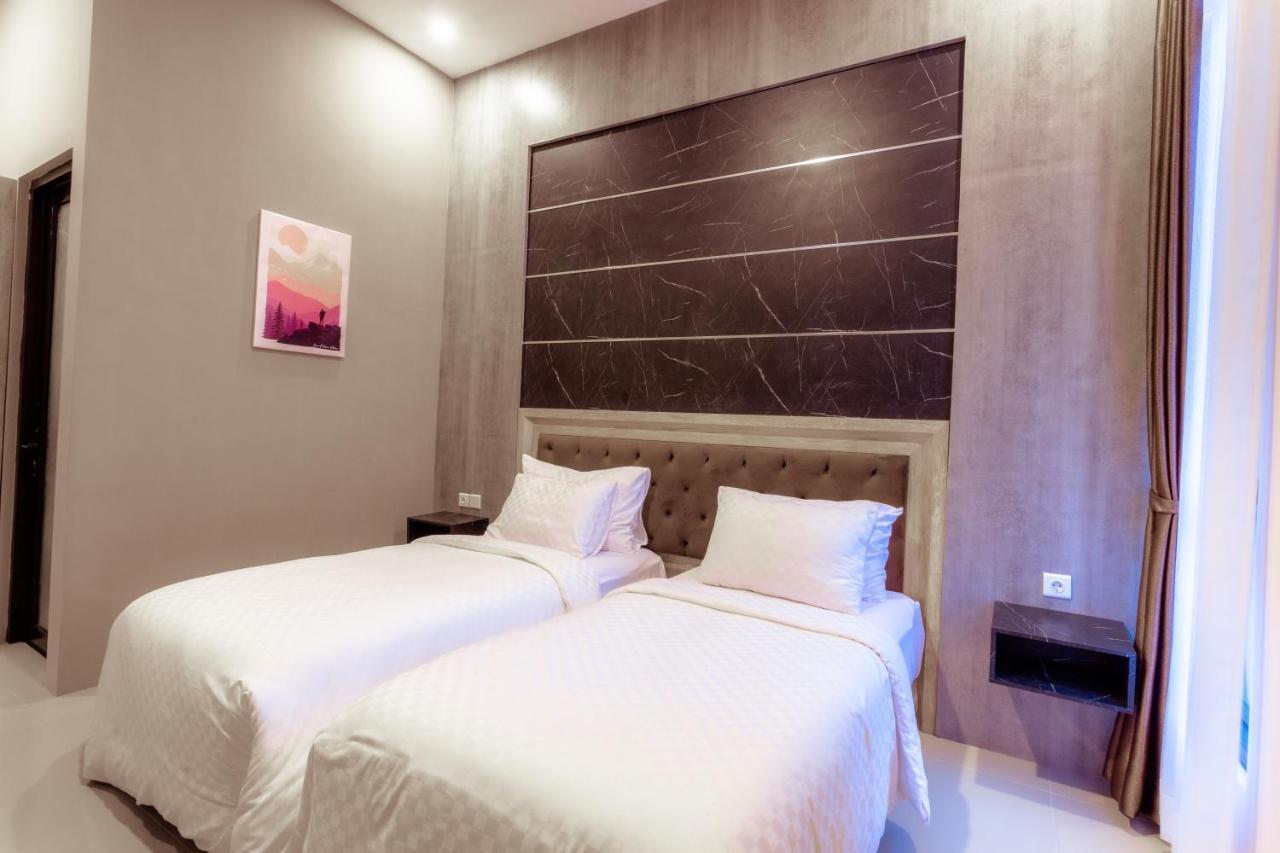 Hotel Giri Palma
